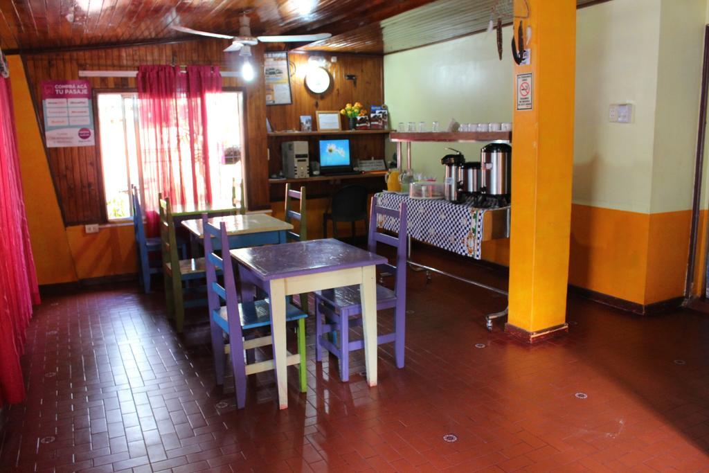 Residencial Noelia Hostel Puerto Iguazu Exterior photo