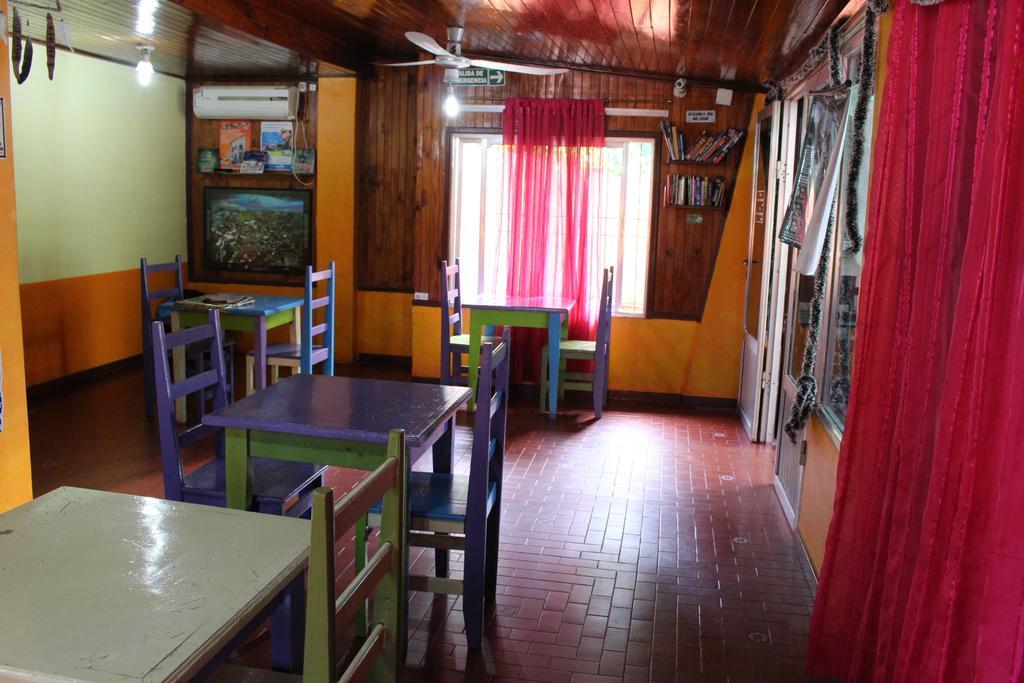 Residencial Noelia Hostel Puerto Iguazu Exterior photo