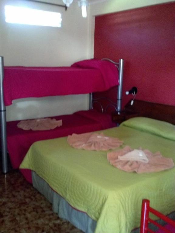 Residencial Noelia Hostel Puerto Iguazu Room photo